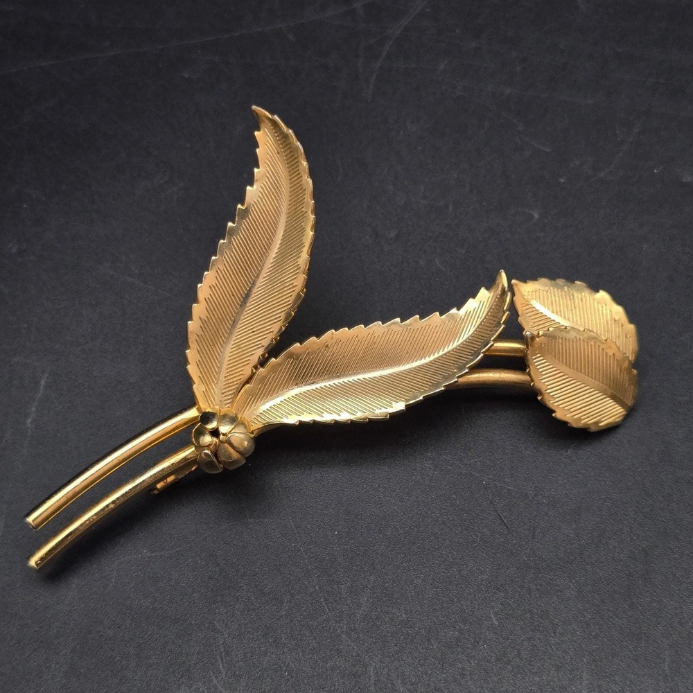 Gold Tone Leaf Branch Brooch Vintage Costume Jewelry Timeless Classic